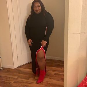 Sweater dress with side split